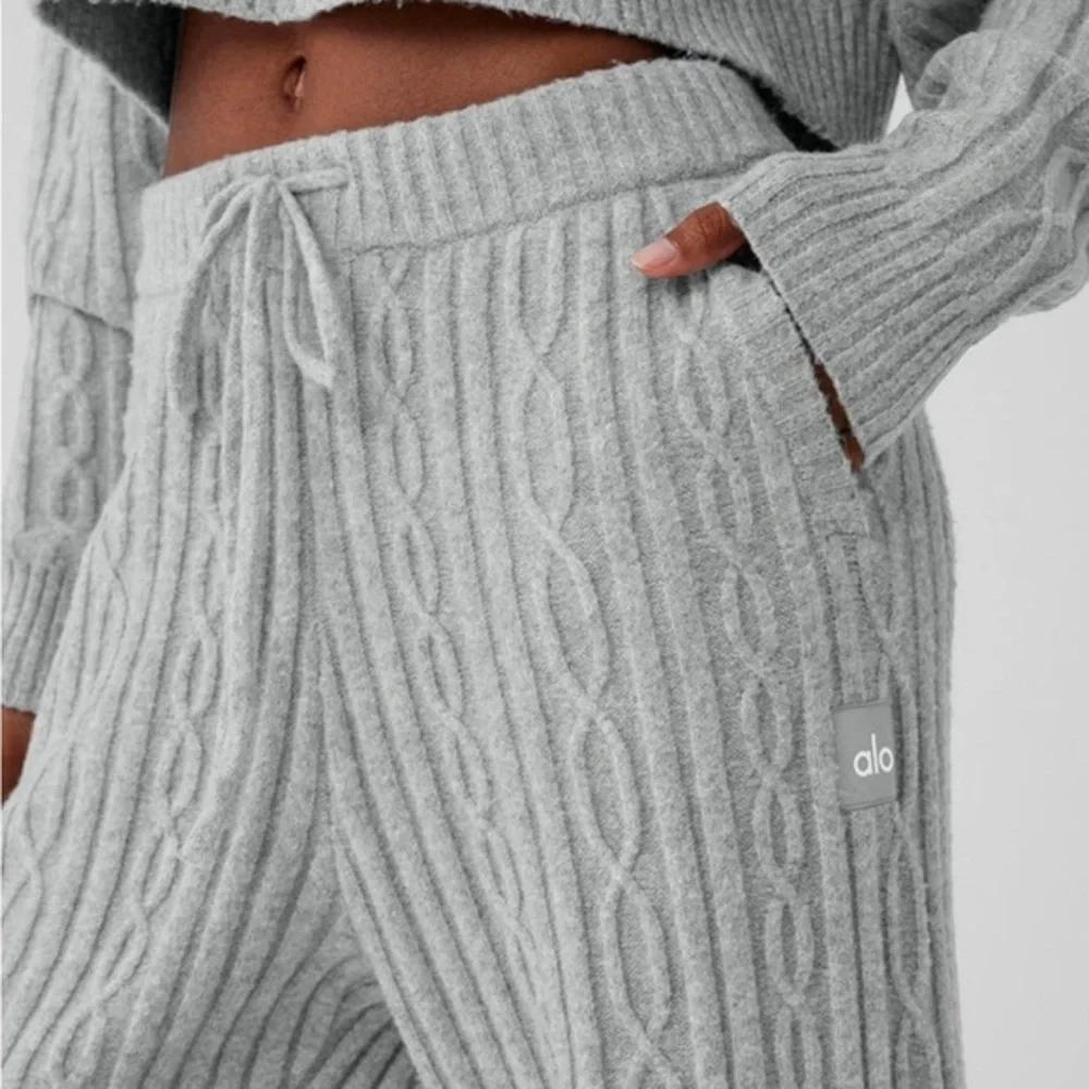 ALO Winter Bliss Pants